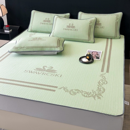 91家纺网 家纺一手货源 找家纺 首尔家纺 2025新款大版凉感丝凉席 天鹅-薄荷绿