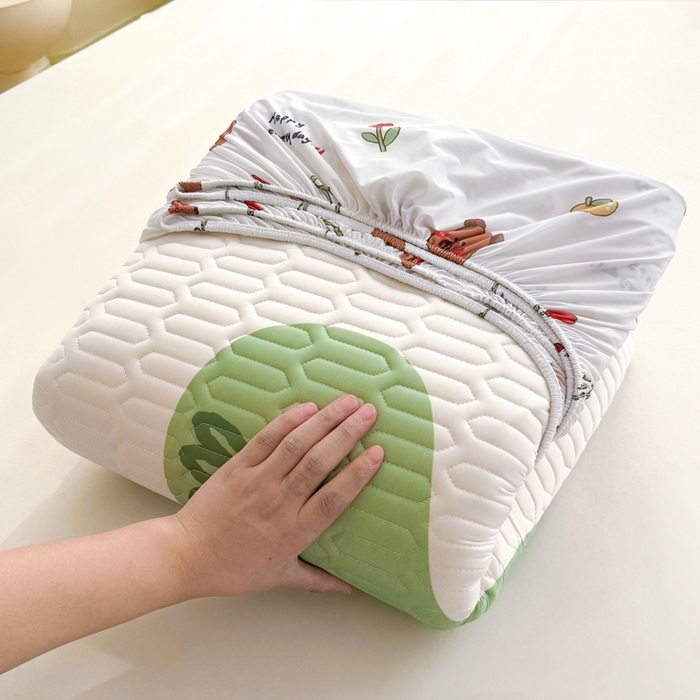 91家纺网 家纺一手货源 找家纺 希廷顿 2025新款大版印花乳胶凉席床笠款三件套 卡皮巴拉