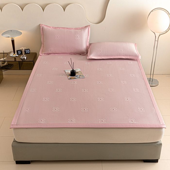 91家纺网 家纺一手货源 找家纺 阿亮家居 2025新款凉席凉豆豆软席床席款 四叶草-樱花粉