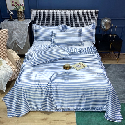 91家纺网 家纺一手货源 找家纺 （总）经年 2025新款条纹丝绸冰丝夏被