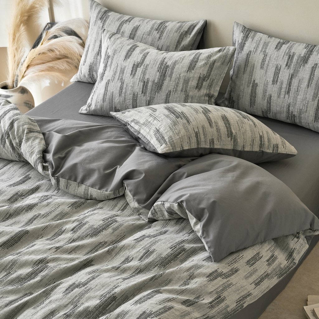 91家纺网 家纺一手货源 找家纺 金丝鸟2025新款全棉纯棉三层纱提花四件套 树影灰