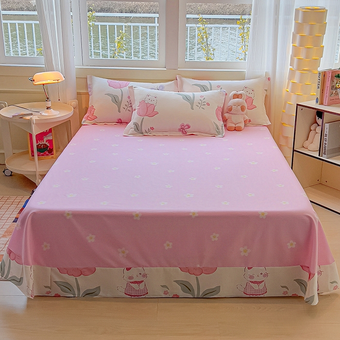 91家纺网 家纺一手货源 找家纺 拾物记 2025新款A类无荧光全喷气12868全棉B版单床单 花欣猫趣-粉B版