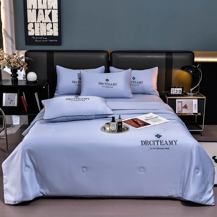 91家纺网 家纺一手货源 找家纺 伊梵居 2025新款水洗真丝刺绣夏被四件套 梵花-星黛紫