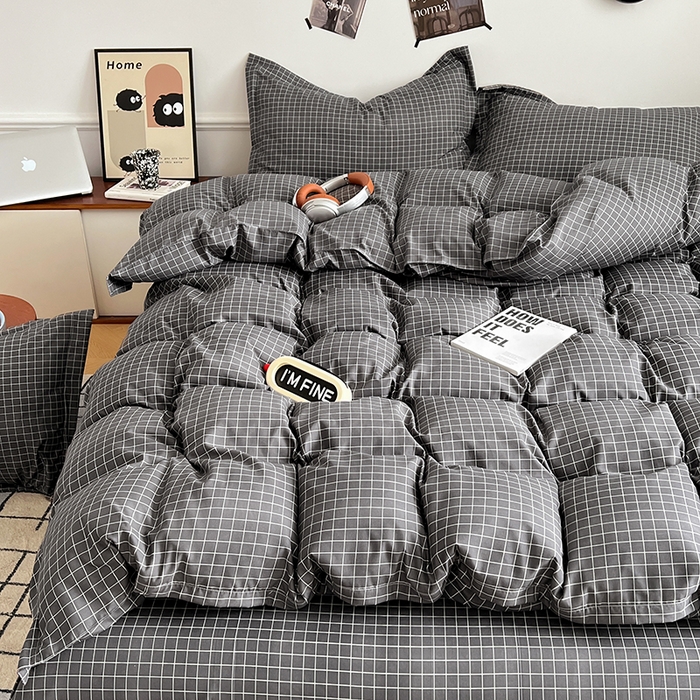 91家纺网 家纺一手货源 找家纺 罗菲尼酒店用品 2025新款磨毛亲肤飞边款四件套 黑小格