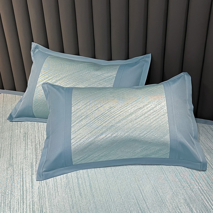 91家纺网 家纺一手货源 找家纺 阿亮家居 2025新款凉席冰丝席三明治宽包边刺绣款粗冰丝凉席 流星雨-蓝