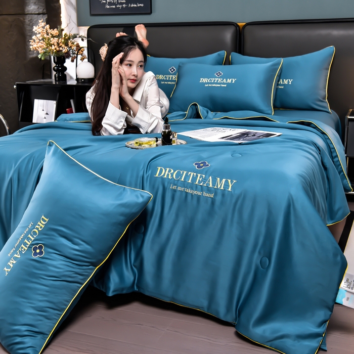 91家纺网 家纺一手货源 找家纺 伊梵居 2025新款水洗真丝刺绣夏被四件套 梵花-月光蓝