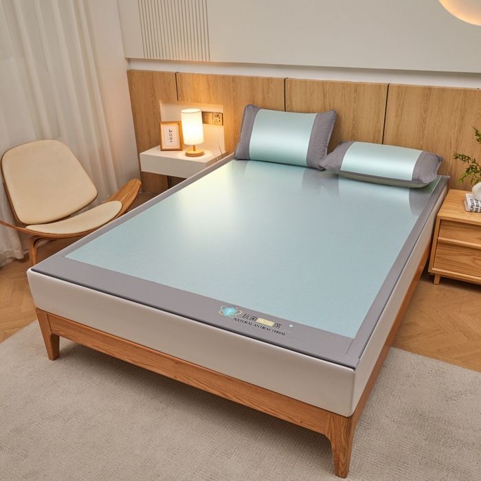 91家纺网 家纺一手货源 找家纺 阿亮家居 2025新款冰藤席凉席三件套包边抗菌刺绣款冰藤凉席 绿色-床席款