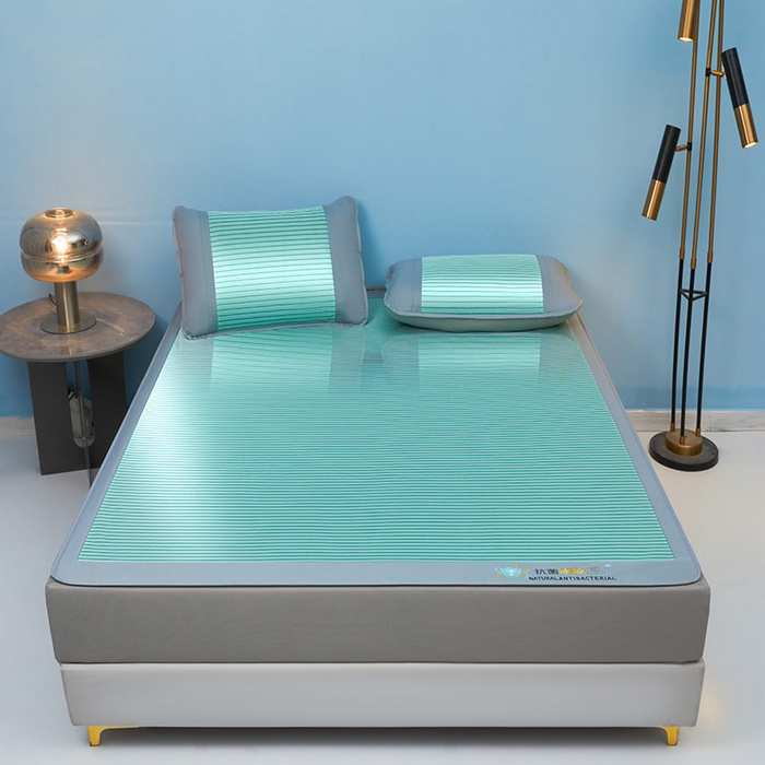 91家纺网 家纺一手货源 找家纺 阿亮家居 2025新款凉席抗菌三明治可水洗碳光冰丝席宽边刺绣冰丝席 素夏 薄荷绿-床笠款