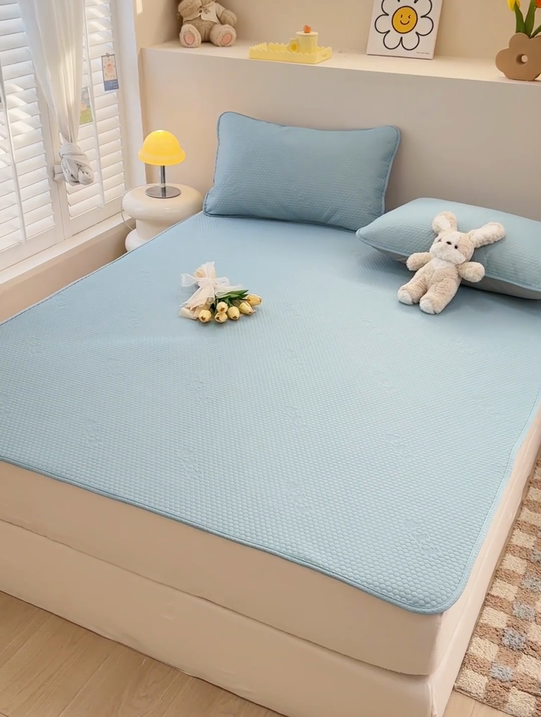 91家纺网 家纺一手货源 找家纺 阿亮家居 2025新款凉席凉豆豆单包边可水席单凉席三件套冰豆豆席 小米粒天空蓝床席款