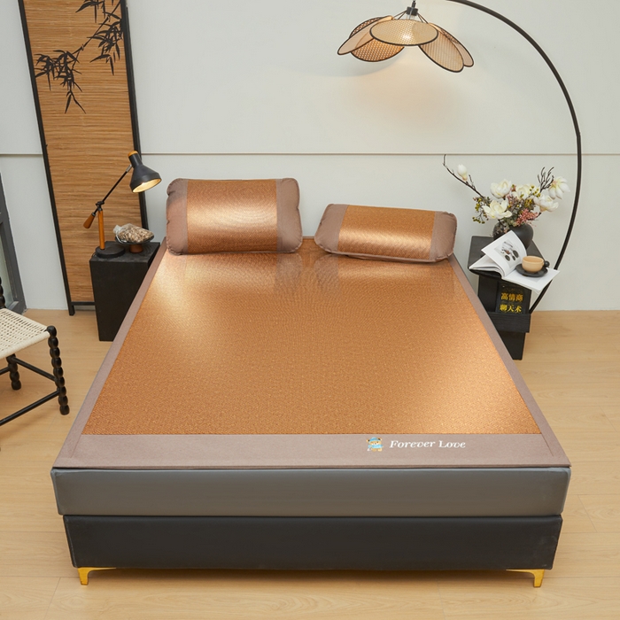 91家纺网 家纺一手货源 找家纺 琪琪阁 2026新款小熊宽边藤席 饼干花