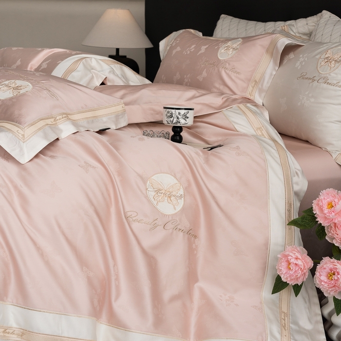 91家纺网 家纺一手货源 找家纺 馨蕊家居 2025春夏新品全棉天丝棉新品四件套 扶摇-初夏粉