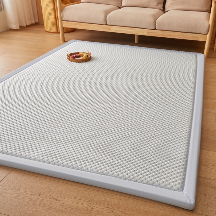 91家纺网 家纺一手货源 找家纺 阿亮家居 2025新款包边工艺凉感冰藤地铺睡垫系列凉席地垫 凉豆豆蓝