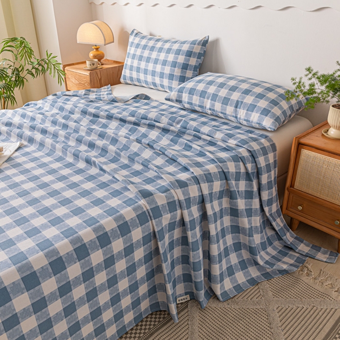 91家纺网 家纺一手货源 找家纺 阿亮家居 2025新款原棉老粗布床单系列 拼图-蓝白格