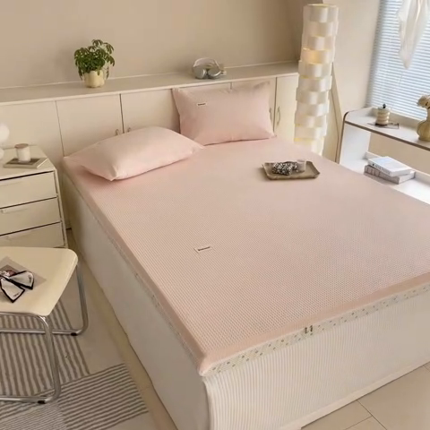 91家纺网 家纺一手货源 找家纺 眠博士 2025新款A类学生床全棉华夫格床垫套 全棉华夫格床垫套 嫩玉粉