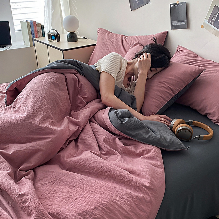 91家纺网 家纺一手货源 找家纺 益多眠 2026新款水洗棉夏被四件套 豆沙+深灰