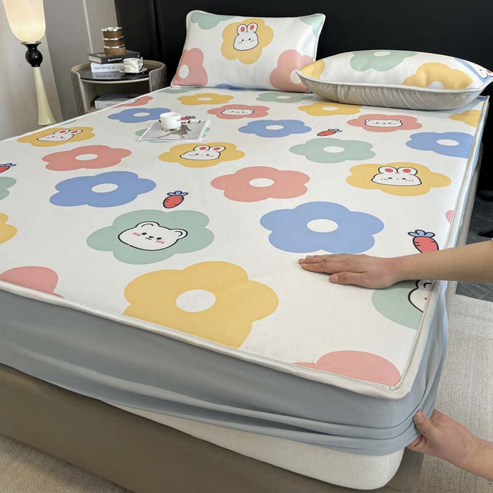 91家纺网 家纺一手货源 找家纺 2025新款印花冰丝凉席反面无纺布 冰丝-床笠款-向阳花