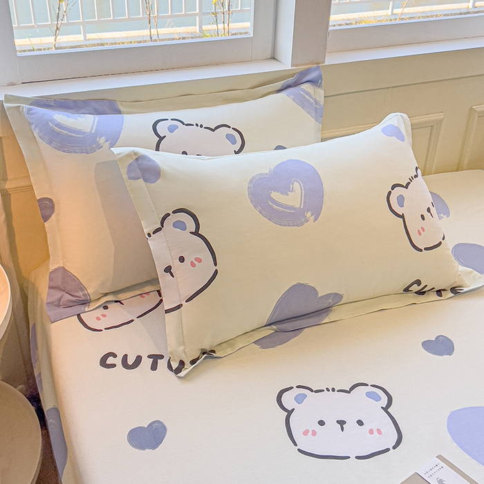 91家纺网 家纺一手货源 找家纺 拾物记 2025新款A类无荧光全喷气全棉12868单枕套 爱心熊熊