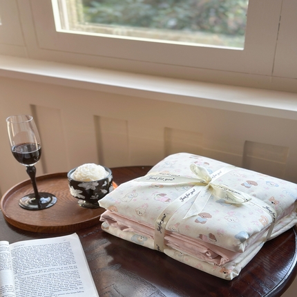 91家纺网 家纺一手货源 找家纺 （总）吉象2025新款全棉双层纱印花四件套 叠拍