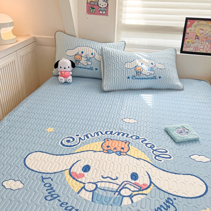 91家纺网 家纺一手货源 找家纺 金爱家 2025新款三丽鸥乳胶凉席大版床笠款 床笠款-气水玉桂狗