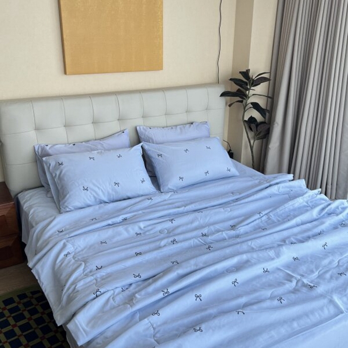 91家纺网 家纺一手货源 找家纺 棉生活家纺 2025新款ins小清新水洗冰丝夏被四件套 心动蓝莓 兰