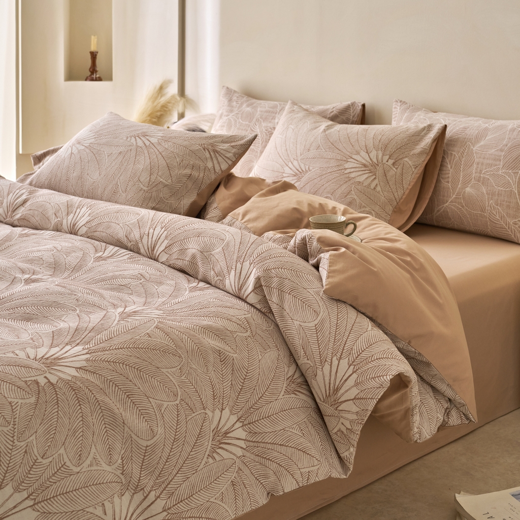 91家纺网 家纺一手货源 找家纺 金丝鸟2025新款全棉纯棉三层纱提花四件套 耶鲁斯驼