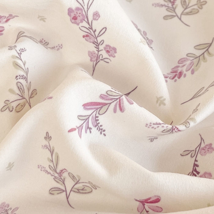 91家纺网 家纺一手货源 找家纺 星窝家纺 2025新款纽扣款水洗棉印花四件套 茉婉紫