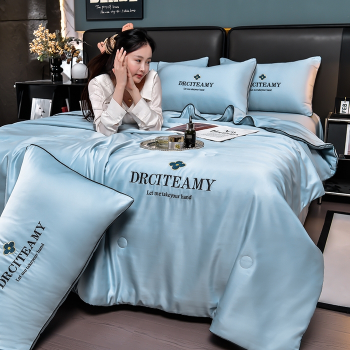 91家纺网 家纺一手货源 找家纺 伊梵居 2025新款水洗真丝刺绣夏被四件套 梵花-海青