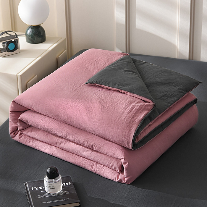 91家纺网 家纺一手货源 找家纺 益多眠 2026新款水洗棉夏被四件套 豆沙+深灰