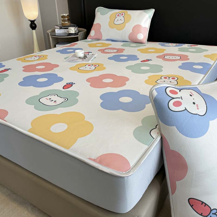 91家纺网 家纺一手货源 找家纺 2025新款印花冰丝凉席反面无纺布 冰丝-床笠款-向阳花