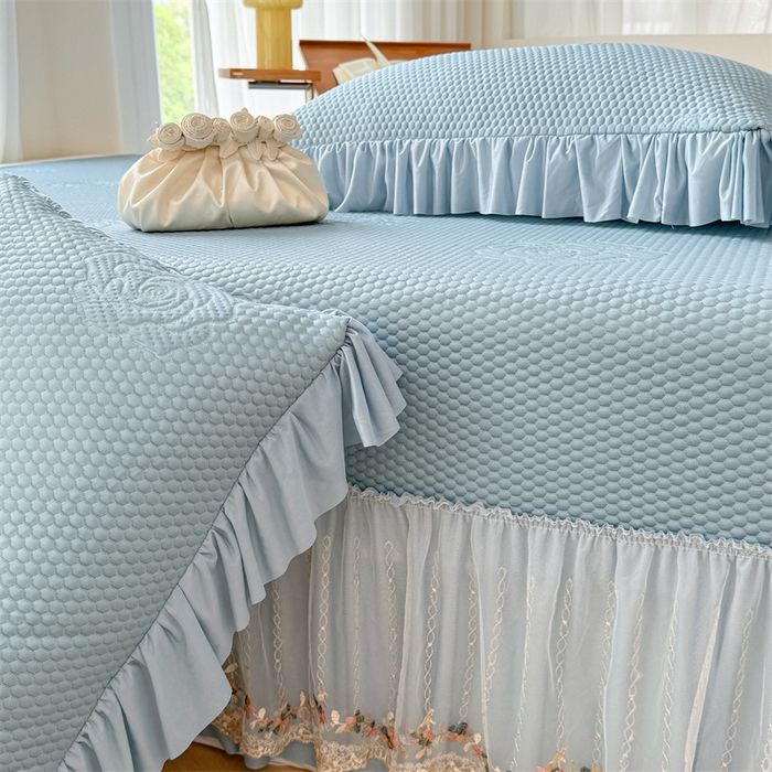 91家纺网 家纺一手货源 找家纺 恒爱家纺 2025新款冰丝国色天香夏被床盖四件套 海洋蓝