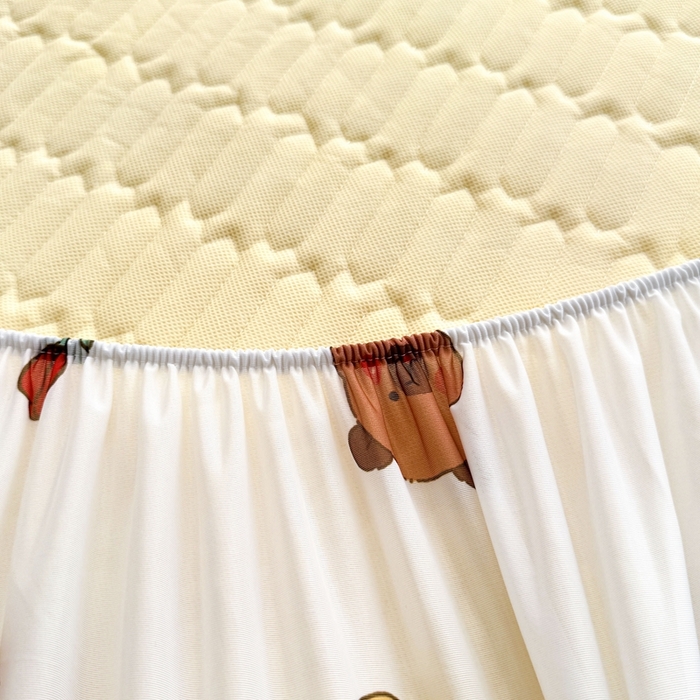 91家纺网 家纺一手货源 找家纺 希廷顿 2025新款大版印花乳胶凉席床笠款三件套 卡皮巴拉