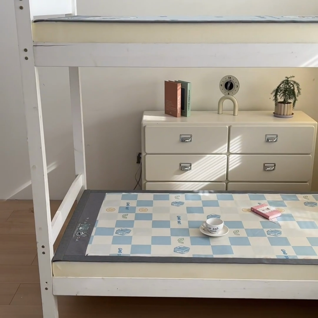 91家纺网 家纺一手货源 找家纺 阿亮家居 2025新款印花冰藤凉席-学生款 冰块蓝