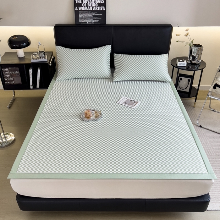 91家纺网 家纺一手货源 找家纺 慕尚家纺 2025春夏新款凉感冰丝提花凉席三件套 提花席 棋盘格绿