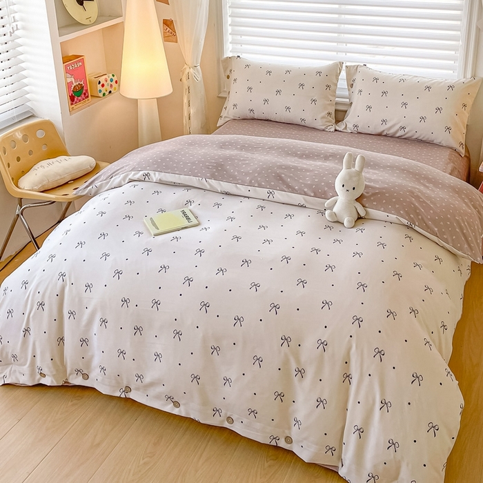 91家纺网 家纺一手货源 找家纺 星窝家纺 2025新款纽扣款水洗棉印花四件套 初昕咖