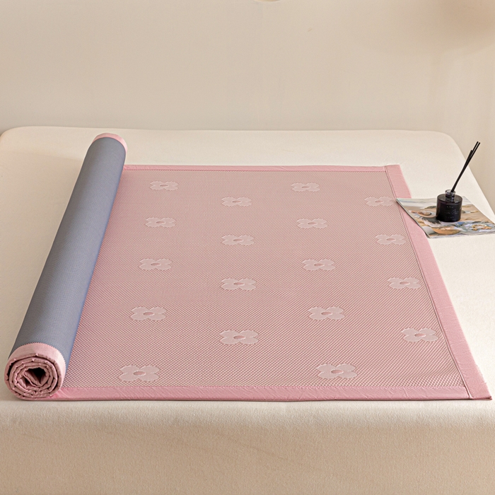 91家纺网 家纺一手货源 找家纺 阿亮家居 2025新款凉席凉豆豆软席床席款 四叶草-樱花粉