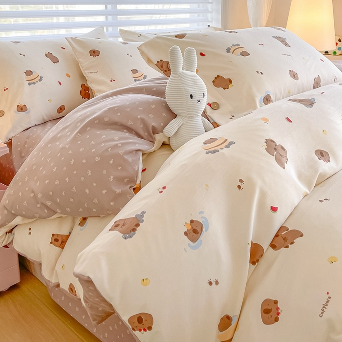 91家纺网 家纺一手货源 找家纺 星窝家纺 2025新款纽扣款水洗棉印花四件套 嘟嘟熊