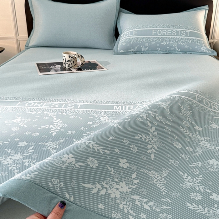 91家纺网 家纺一手货源 找家纺 慕尚家纺 2025春夏新款凉感冰丝提花凉席三件套 海棠 蓝