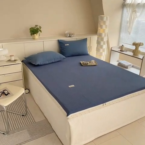 91家纺网 家纺一手货源 找家纺 眠博士 2025新款A类学生床全棉华夫格床垫套 全棉华夫格床垫套 天蓝