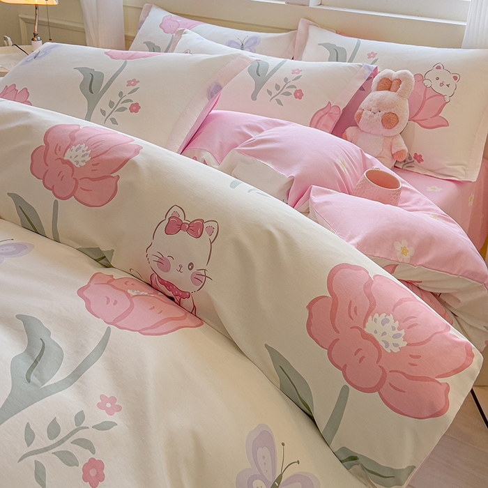 91家纺网 家纺一手货源 找家纺 拾物记 2025新款A类无荧光全喷气全棉12868四件套 花欣猫趣-粉