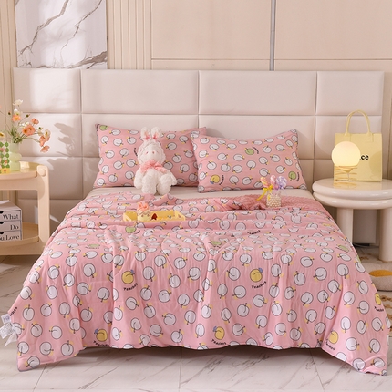 91家纺网 家纺一手货源 找家纺 经年 2025新款A类凉感丝豆豆夏被 苹果-粉