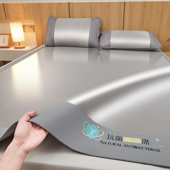 91家纺网 家纺一手货源 找家纺 阿亮家居 2025新款冰藤席凉席三件套包边抗菌刺绣款冰藤凉席 灰色-床席款