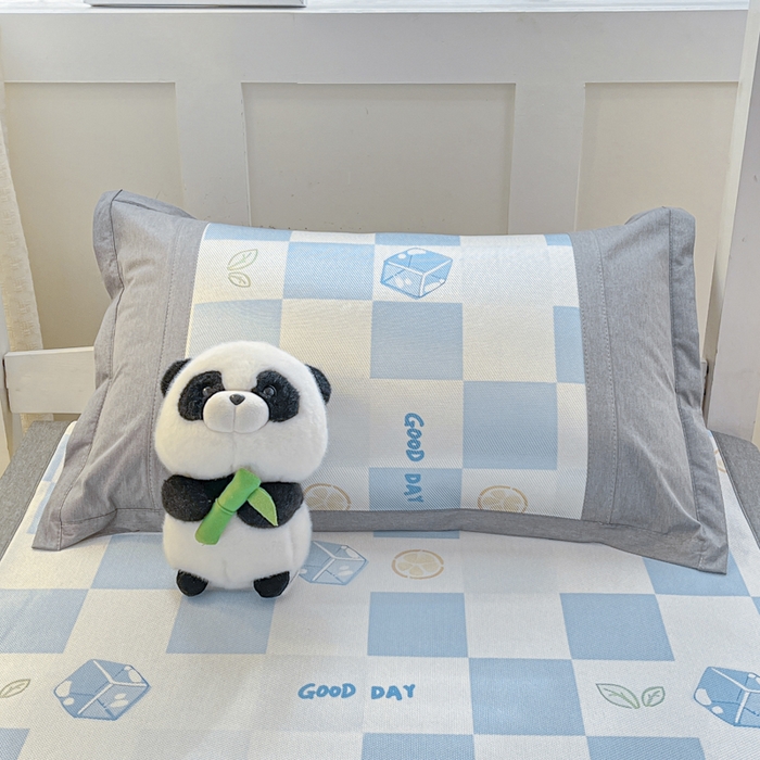 91家纺网 家纺一手货源 找家纺 阿亮家居 2025新款印花冰藤凉席-学生款 冰块蓝