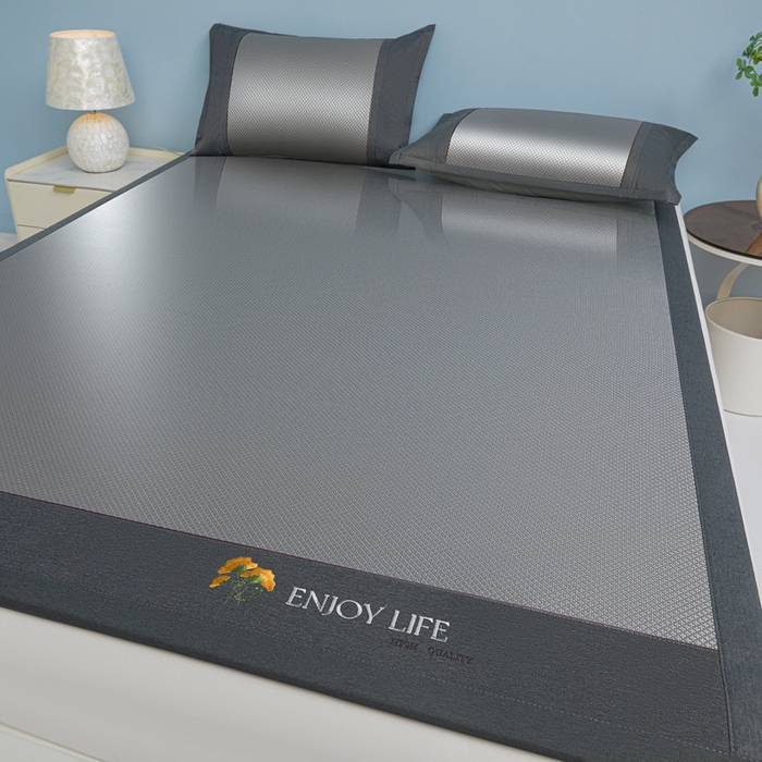 91家纺网 家纺一手货源 找家纺 琪琪阁 2026新款冰藤三明治凉席 小米花-灰色