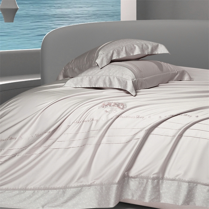 91家纺网 家纺一手货源 找家纺 高大尚婚庆馆 2025新款高端绣花四件套-艾莎 艾莎-绅士灰