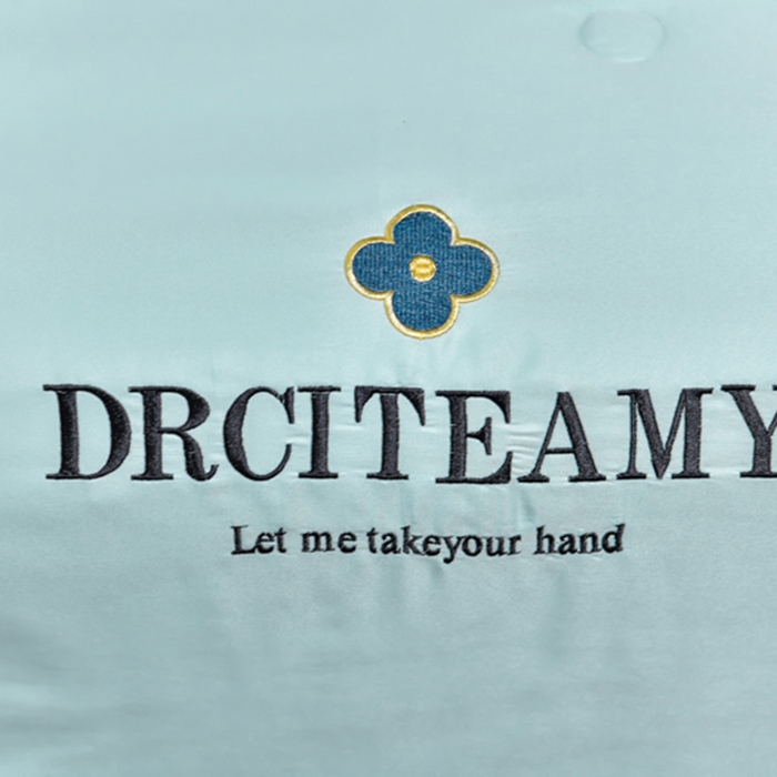 91家纺网 家纺一手货源 找家纺 伊梵居 2025新款水洗真丝刺绣夏被四件套 梵花-梵星蓝