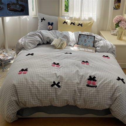 91家纺网 家纺一手货源 找家纺 （总）北欧良品 2025新款A类色织水洗棉毛巾绣蝴蝶结少女系列四件套