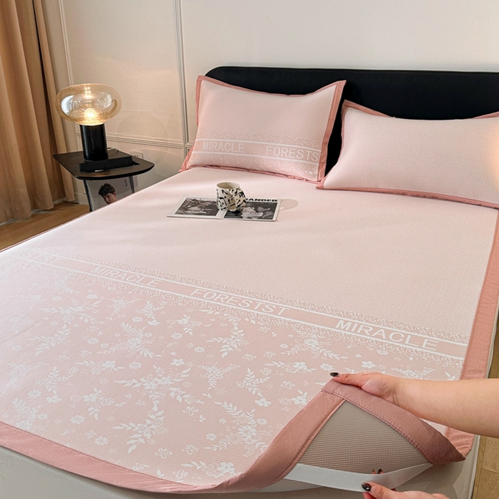 91家纺网 家纺一手货源 找家纺 慕尚家纺 2025春夏新款凉感冰丝提花凉席三件套 海棠 粉