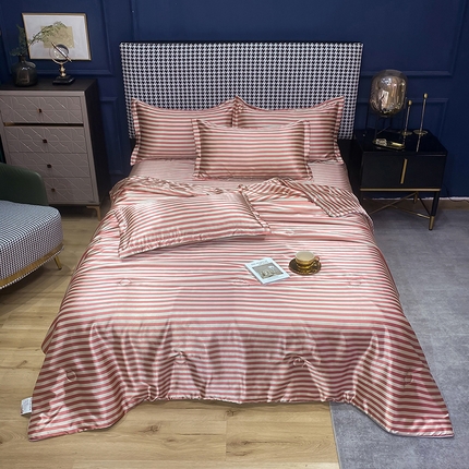 经年 2025新款条纹丝绸冰丝夏被 红棕中条-夏被