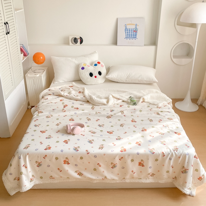 91家纺网 家纺一手货源 找家纺 857家居 2025新款双层针织纱羊羔绒毛毯 梦兔乐宴