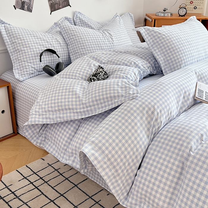 91家纺网 家纺一手货源 找家纺 罗菲尼酒店用品 2025新款磨毛亲肤飞边款四件套 蓝白小格